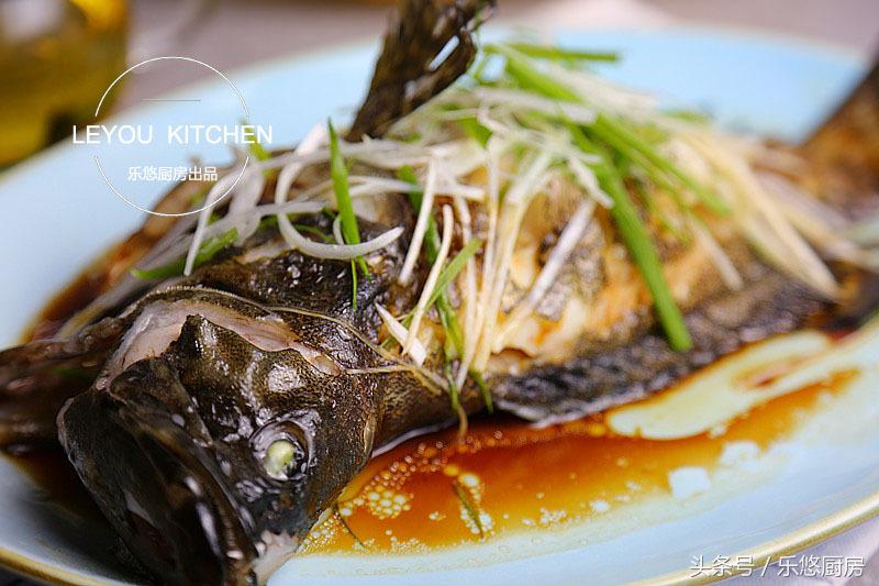 过年怎么蒸鱼好吃又简单,蒸鱼的做法大全最好吃