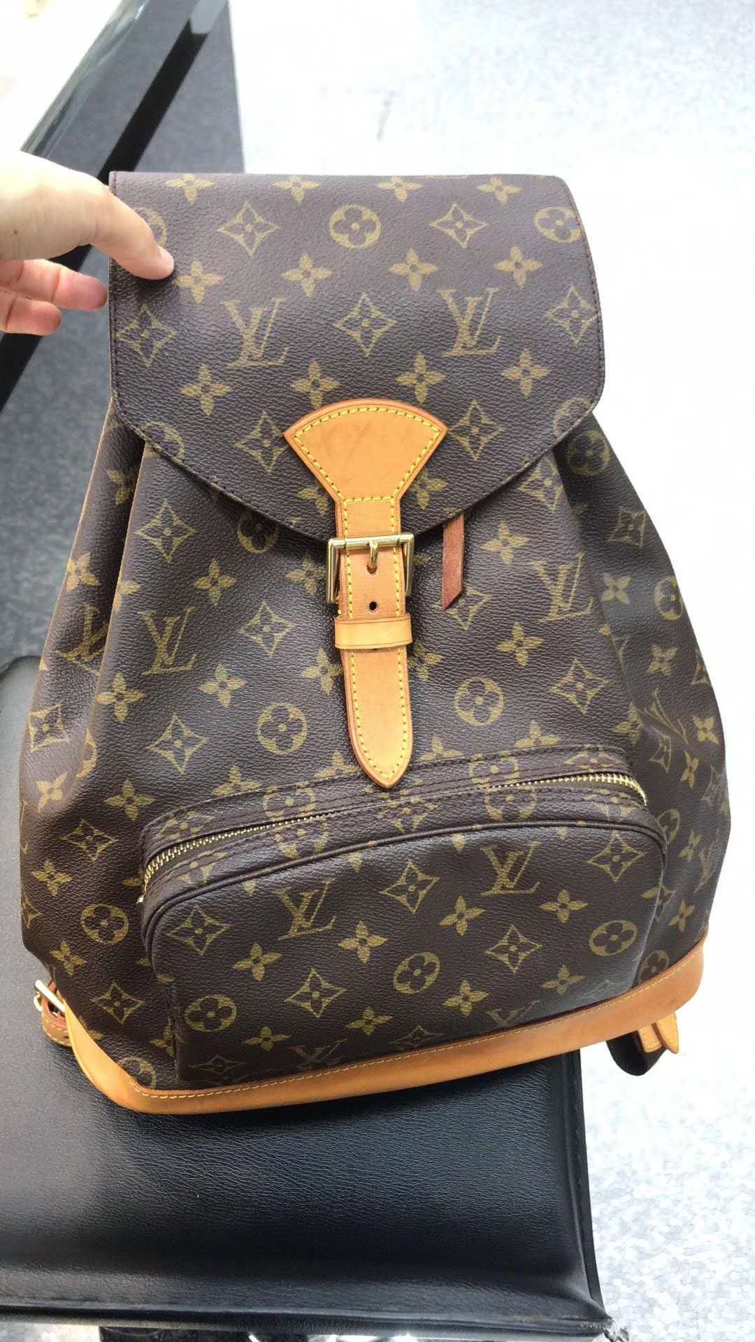 日本东京人气中古店,日本东京中古店女鞋