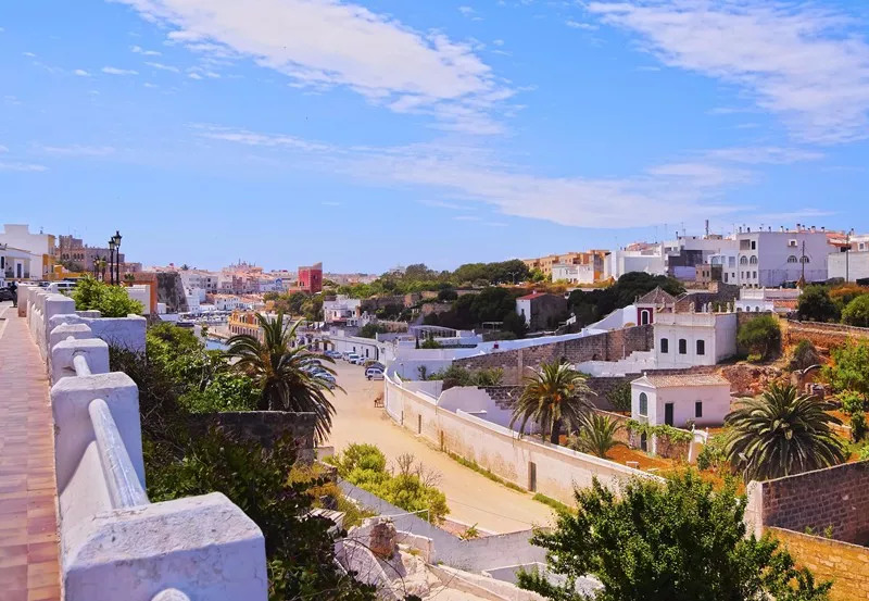 福州一套房可以买几个车位,国外可以买福州五城区房吗