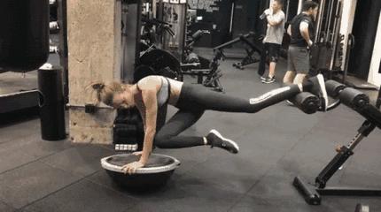 赵丽颖时隔多天终于微博现身，原来是干这个去了……