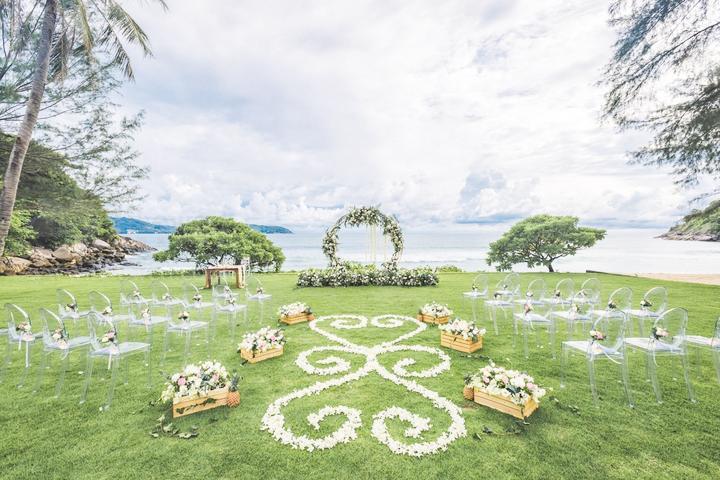 全球婚礼目的地探路：NAKA，悬空在半山腰上的透明火柴盒