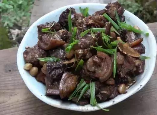 华农兄弟养竹鼠,华农兄弟养竹鼠的视频