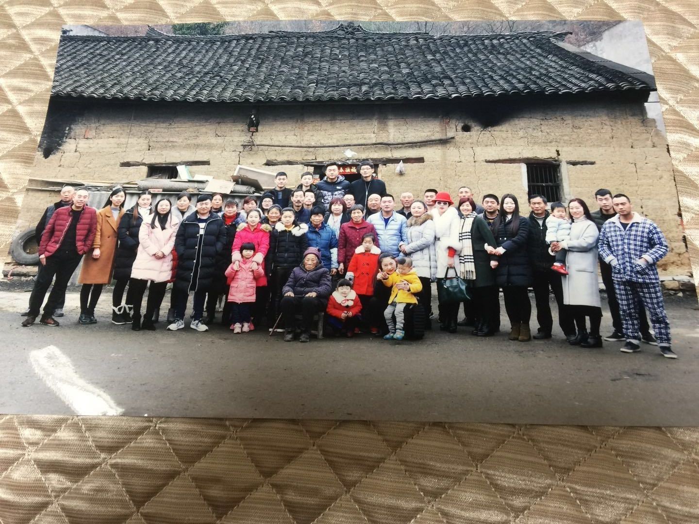 每一张照片都是满满的记忆和幸福,每一张珍贵的照片都是幸福的回忆