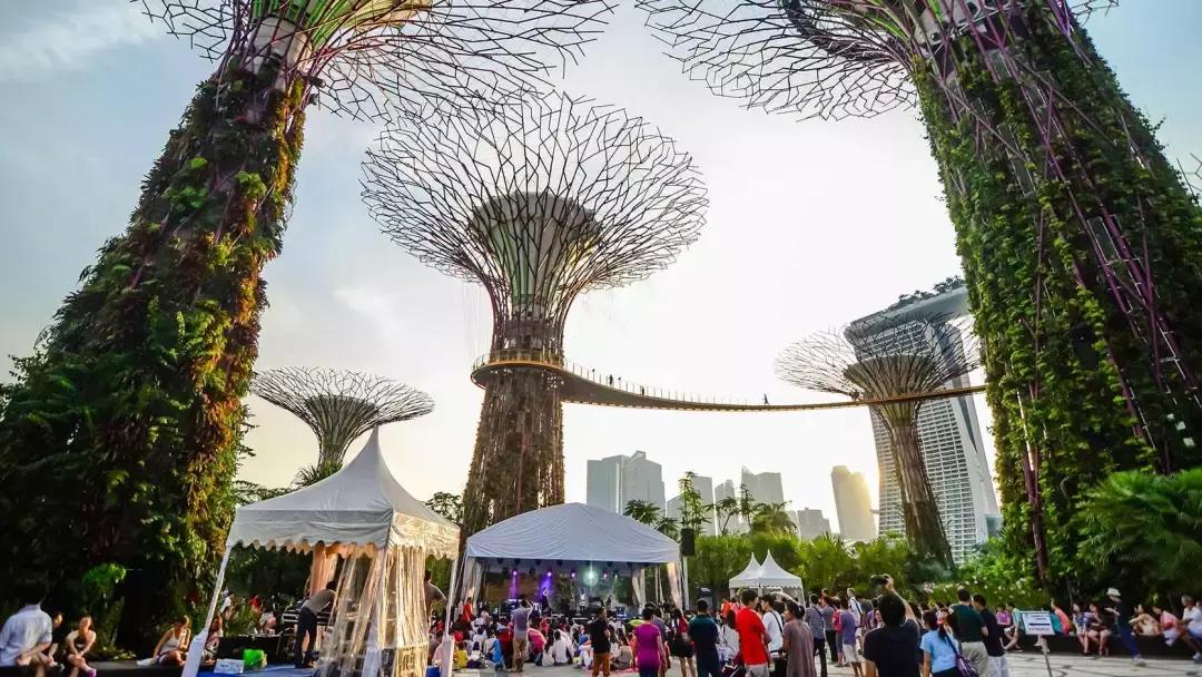 十一后再出游，轻松省出1部iPhoneXS！