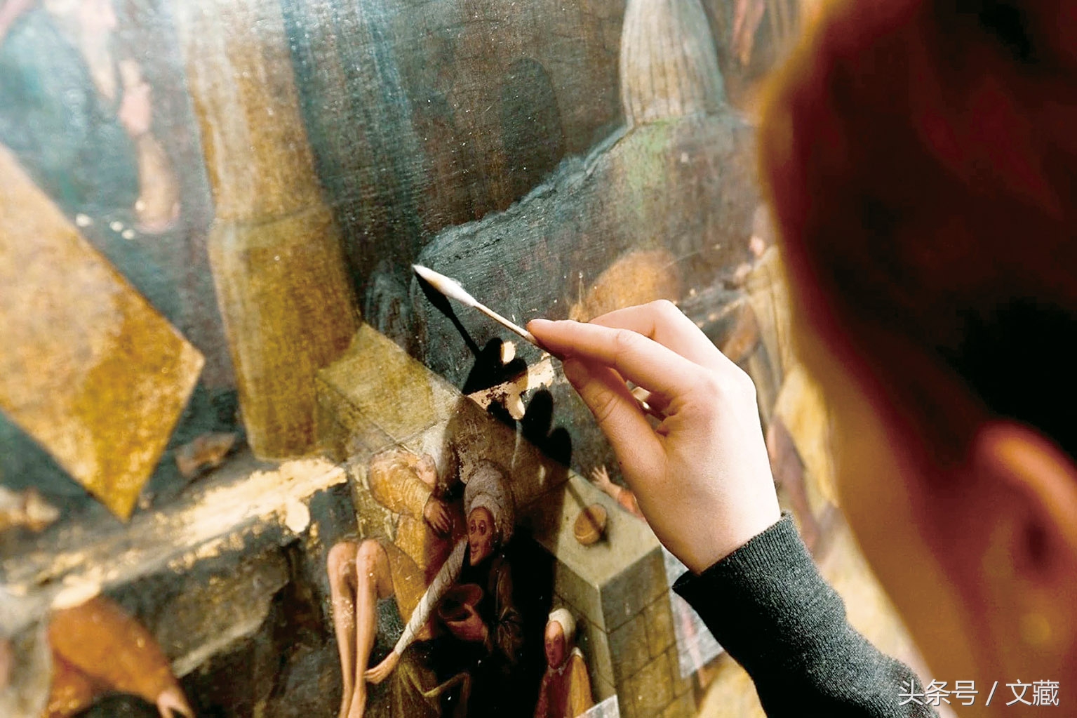 这条裙子到底是什么颜色？复原马奈《穿着条纹裙子的女人》