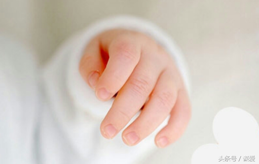 宝宝指甲里藏着的健康问题,宝宝手指甲藏的秘密