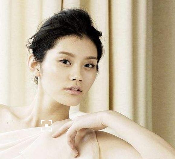 想要锦鲤奚梦瑶的好运和颜值，先在脸上下功夫4款人气美容仪推荐