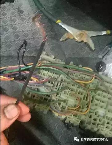 福特蒙迪欧致胜无钥匙进入不通讯,福特蒙迪欧致胜未检测到钥匙维修