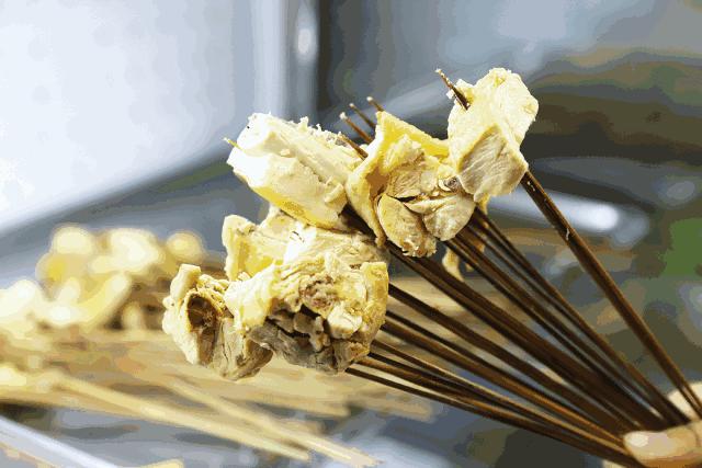 春熙路附近藏了个美食“小乐山”，人均30吃到撑！