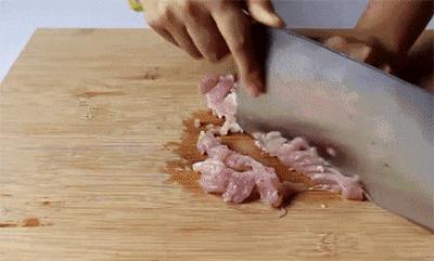 肉馅不用慢慢剁教你小技巧,肉馅不用费力剁的方法