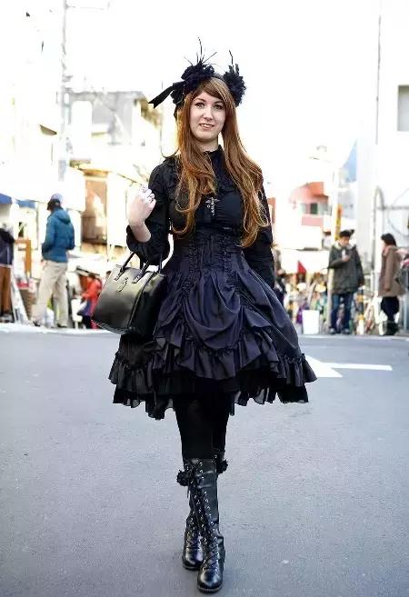 洛丽塔服装有什么典故,洛丽塔公主裙由来