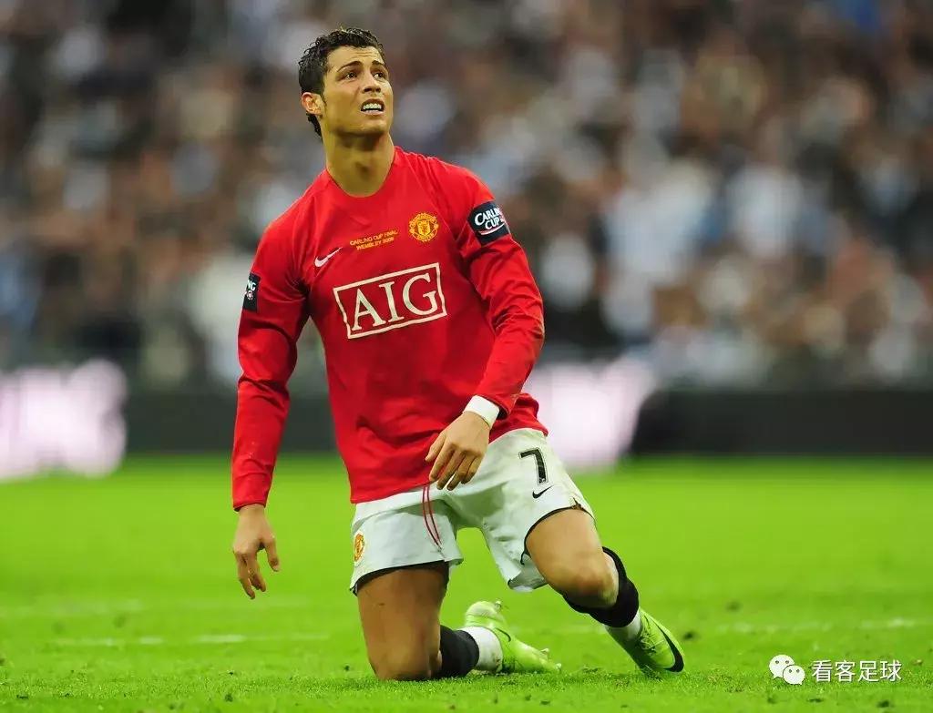 足球初恋c罗,足球场上的爱情c罗