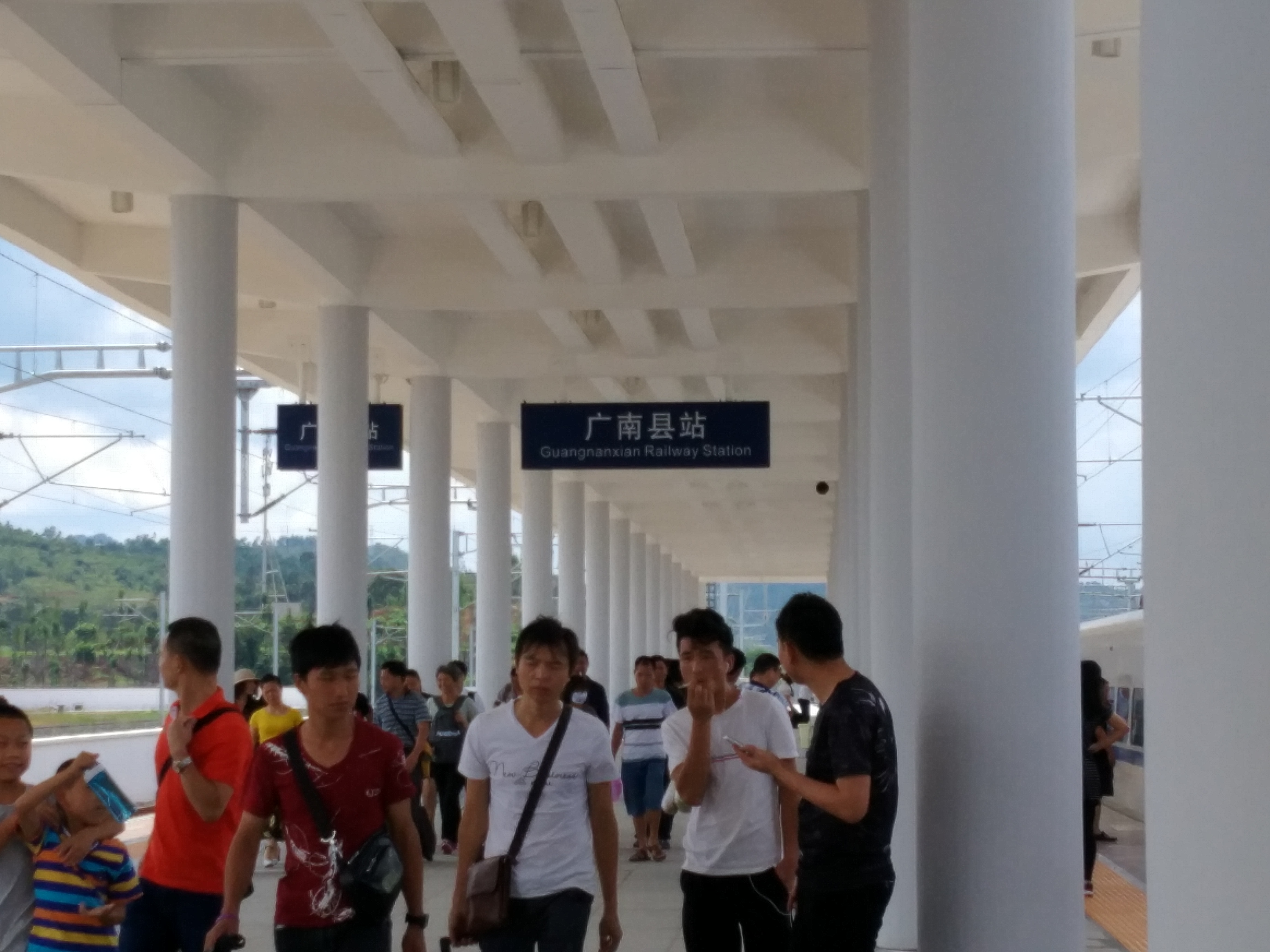 神州租车下单后可以更换用车人吗 (云南租车自由行攻略)