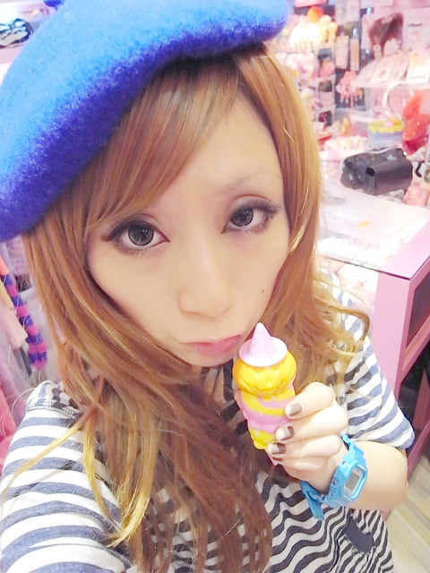 半扎马尾假发抓夹的正确戴法,一片假发片的正确戴法如何不分层