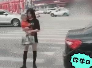 汽车电动尾门要不要装,汽车自带的电动尾门