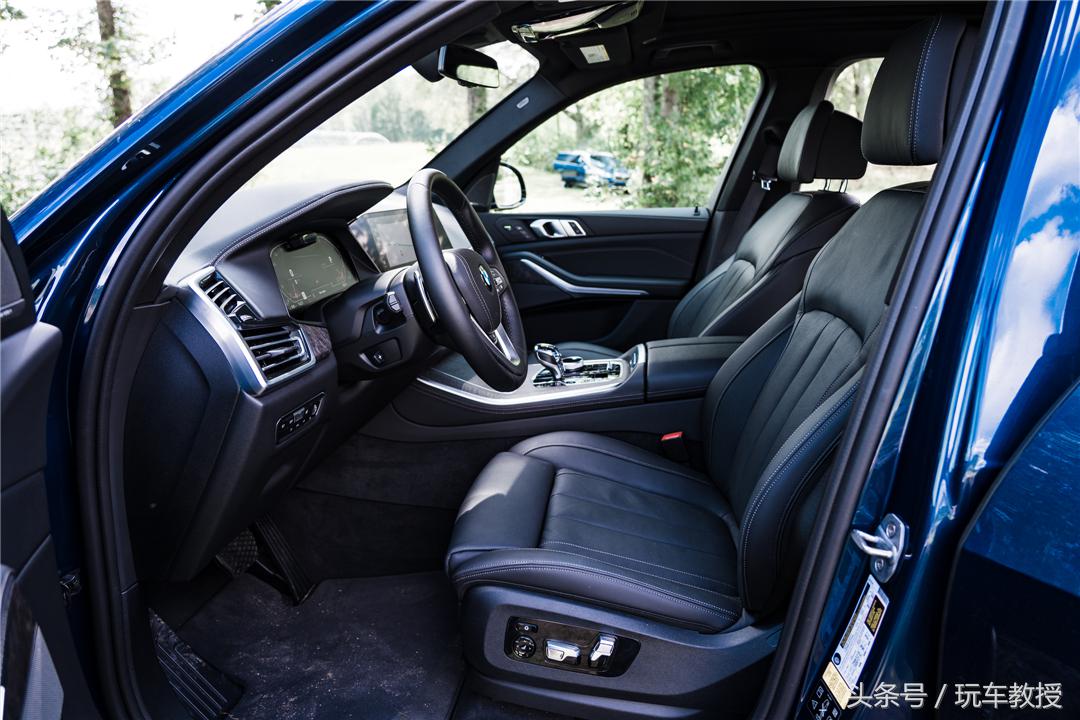 宝马x5和奔驰gle内饰对比,吐槽新款宝马