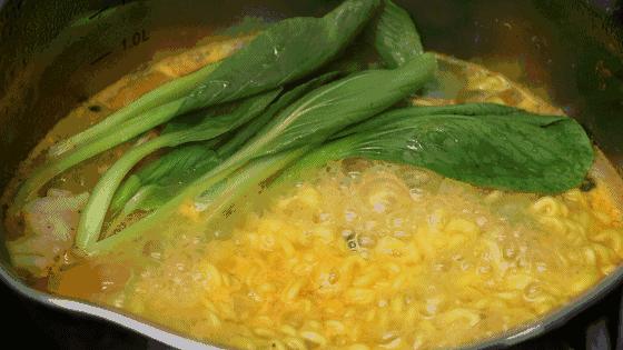 不出常州也能吃遍全世界的泡面，全部藏在这家餐厅里！