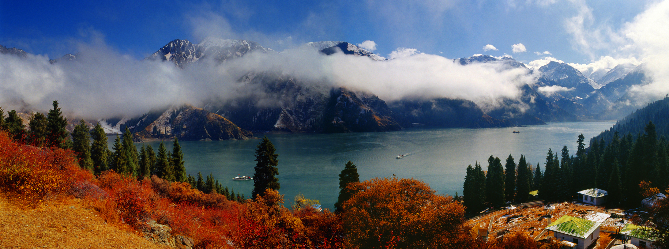 新疆天山环线旅游攻略,环游新疆旅行攻略