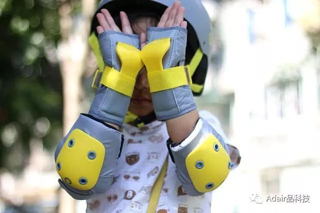 国庆送啥？小米家新品轮滑美国轮滑爷爷设计价格仅249