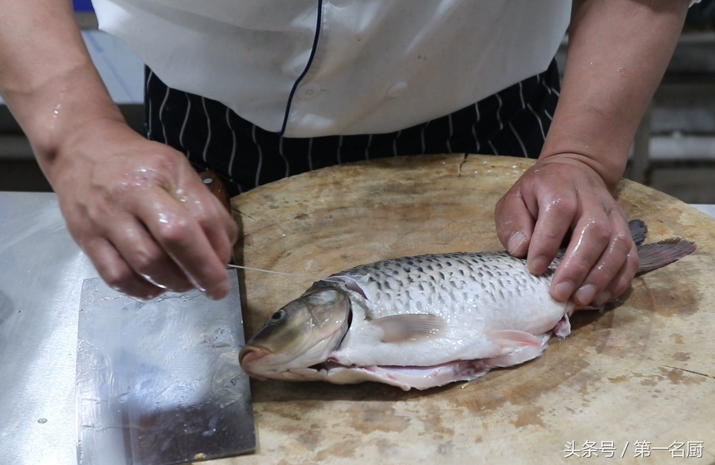 这才是水煮鱼的正确做法鱼片嫩滑,这才是水煮鱼的正确做法鱼肉嫩滑
