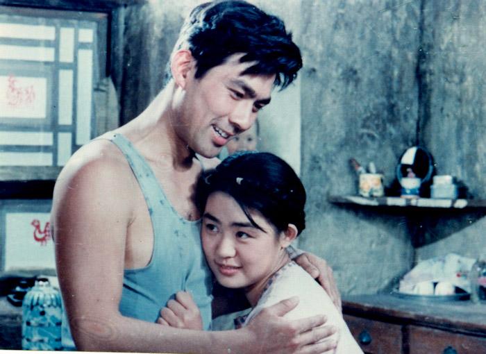 中国改革开放最有影响的10位作家,改革开放以来最有影响的十位作家