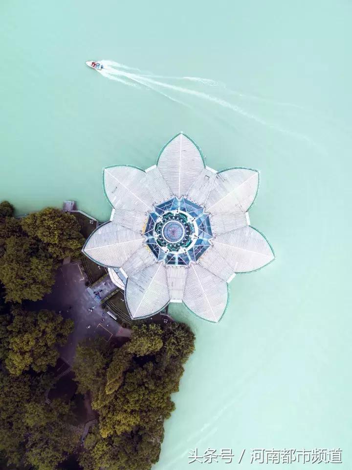 什么是中国,什么是中国特色社会主义