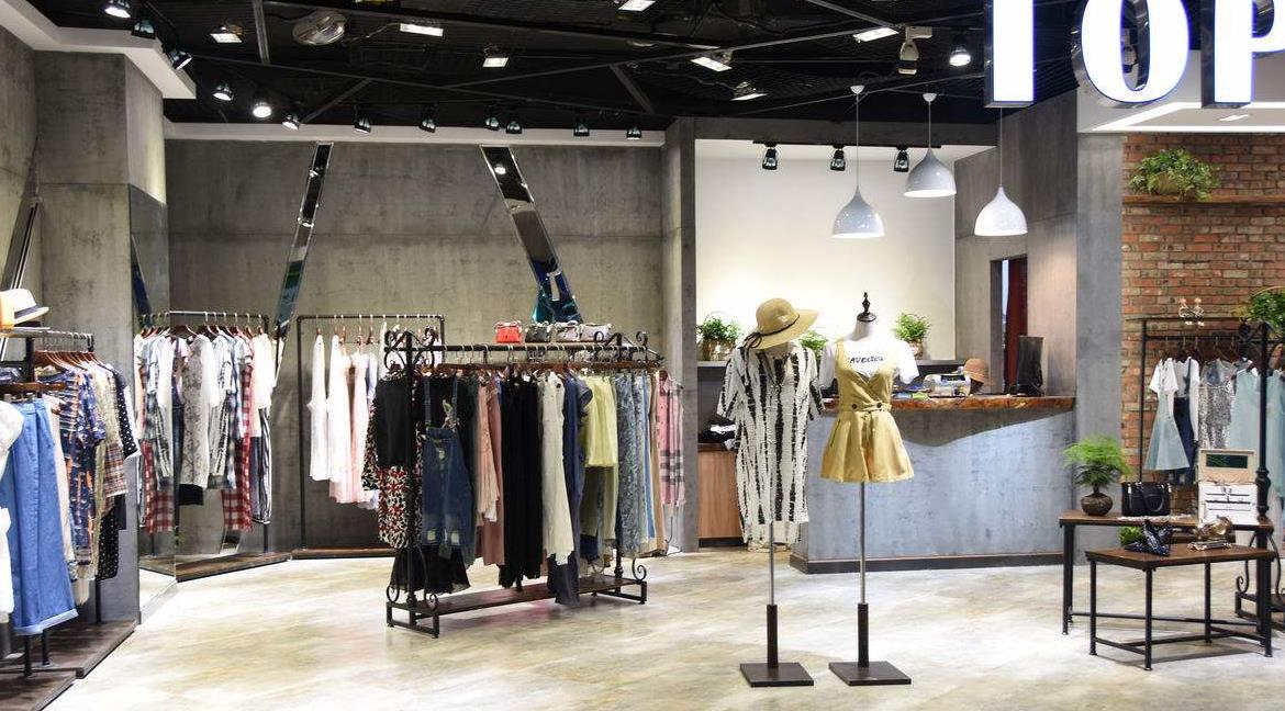 服装店货架陈列,服装店货架怎么陈列效果最好