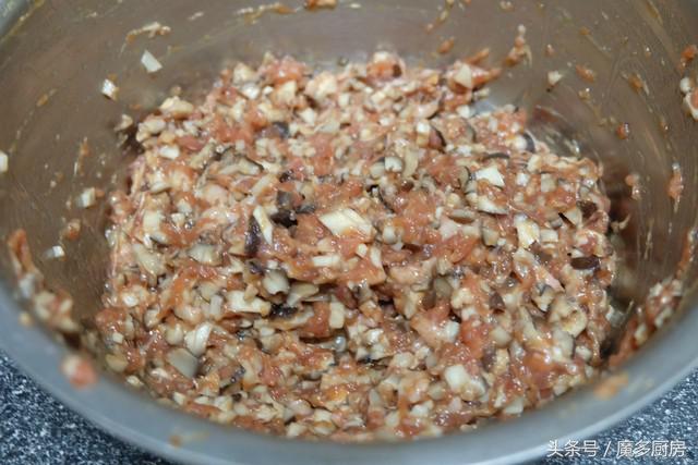 一流的生煎包原来只需这样做,生煎包自己做还是买半成品