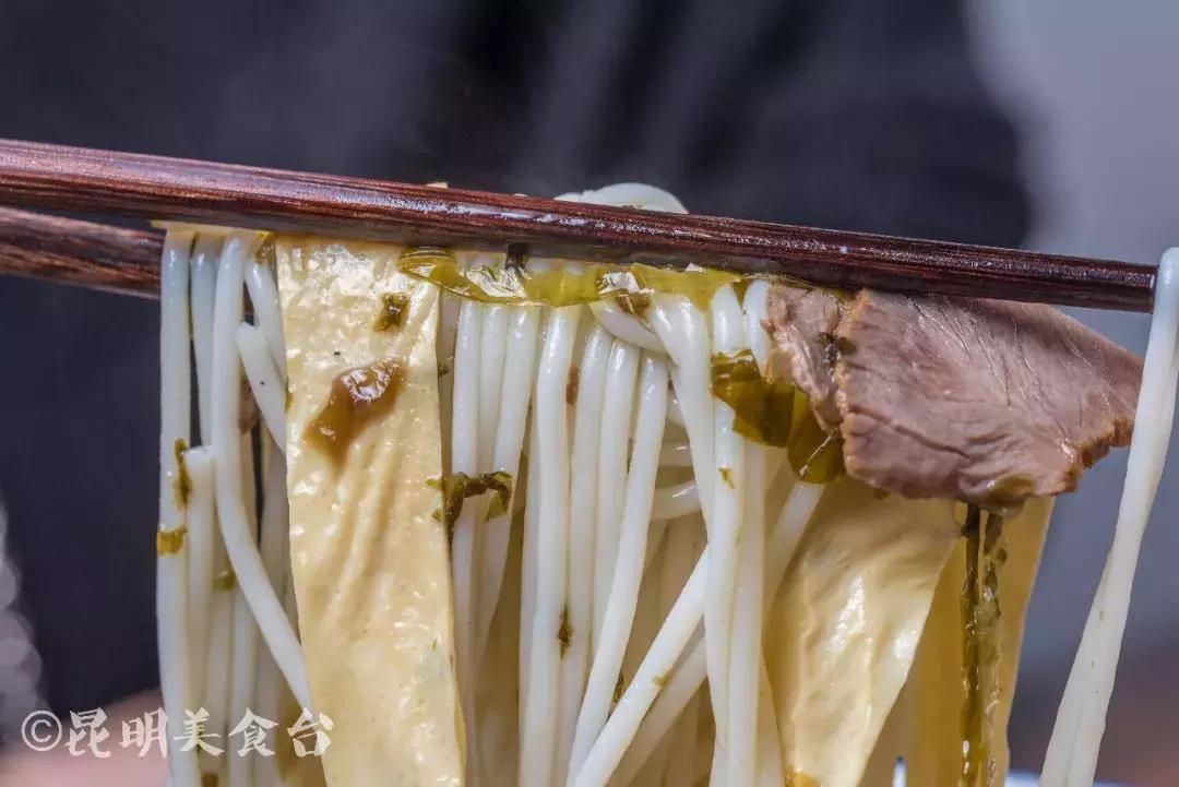 藏在昆明街巷里的10家米线店,昆明古镇米线店