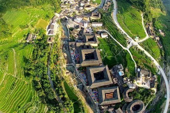 全国十大示范村名单,湖南100个农村特色示范村视频