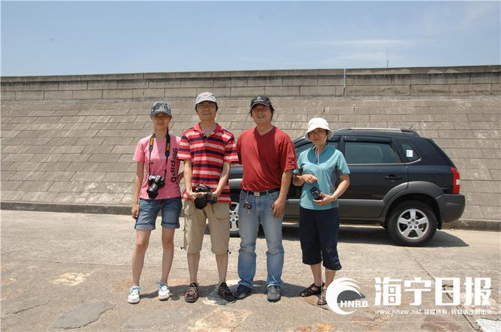 拍钱塘江大潮遭巨浪瞬间吞没,为了拍照被潮水冲走身亡