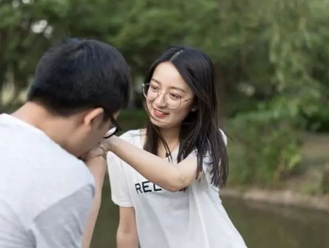 面对批评不生气,面对批评和指责完全不知所措