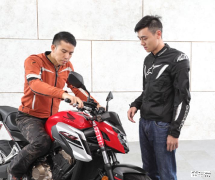 摩托刹车小知识,敲黑板划重点
