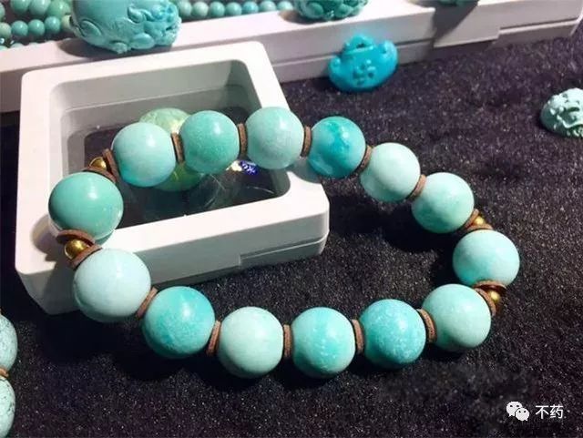 绿松石返碱的原因以及解决的办法,假的绿松石会出现表面反碱吗