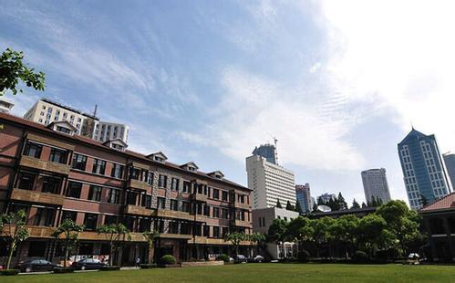 范冰冰是北京电影学院毕业的吗,范冰冰大学毕业于哪所学校