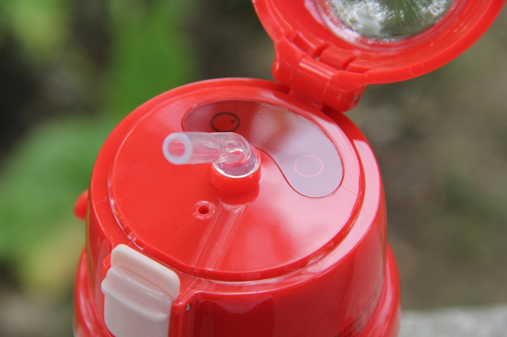 儿童喝水杯子带吸管智能保温,会说话的保温杯儿童