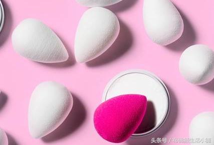 粉扑放在哪不容易滋生细菌,粉饼的粉扑用时间长了会有细菌吗