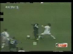 罗纳尔多十大过人术,实况足球罗纳尔迪尼奥过人方式