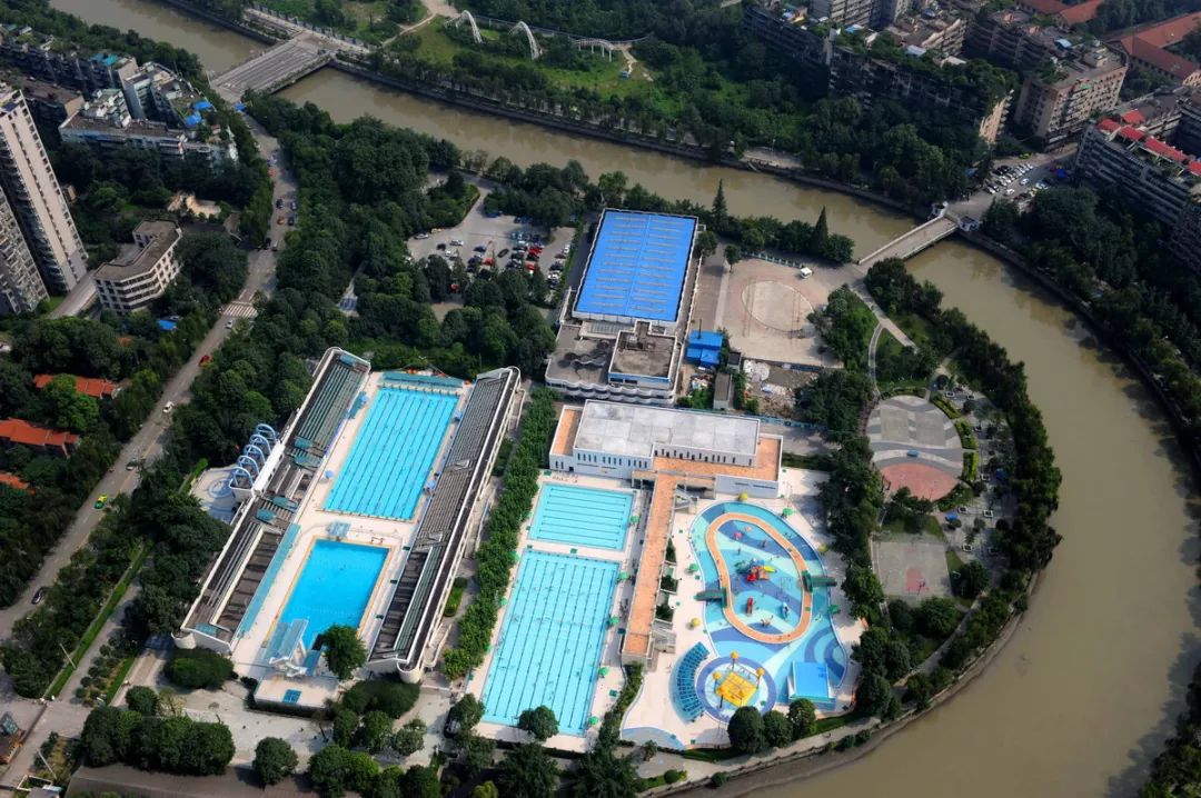 大假耍成都|打篮球、踢足球……放假甩肉,这些免费场馆在等你