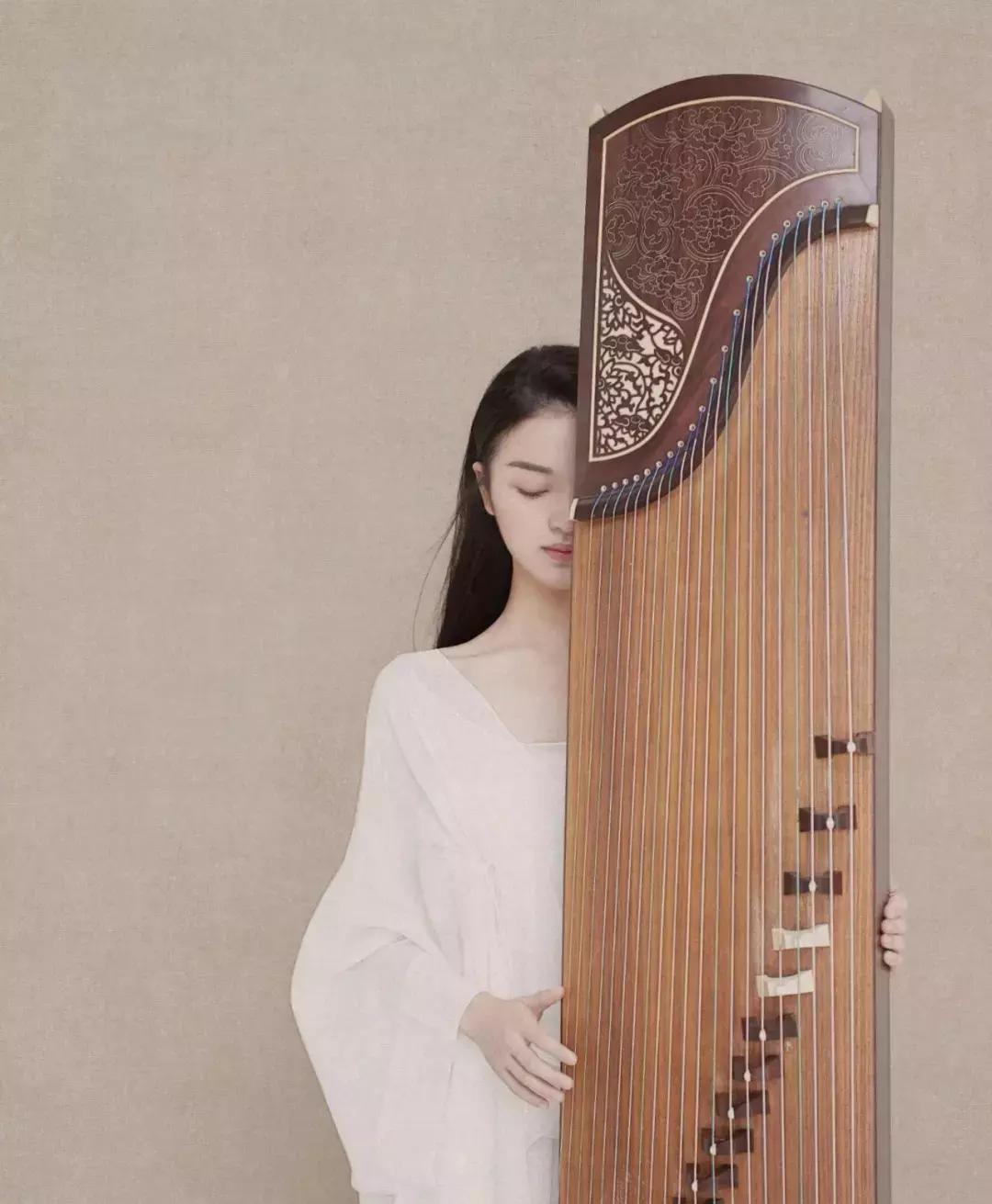 鐜夌珛浜涵鍜屼涵浜帀绔嬬浉鍚屽悧,鏉ㄨ嫅浜彜绛濋煶涔愪細