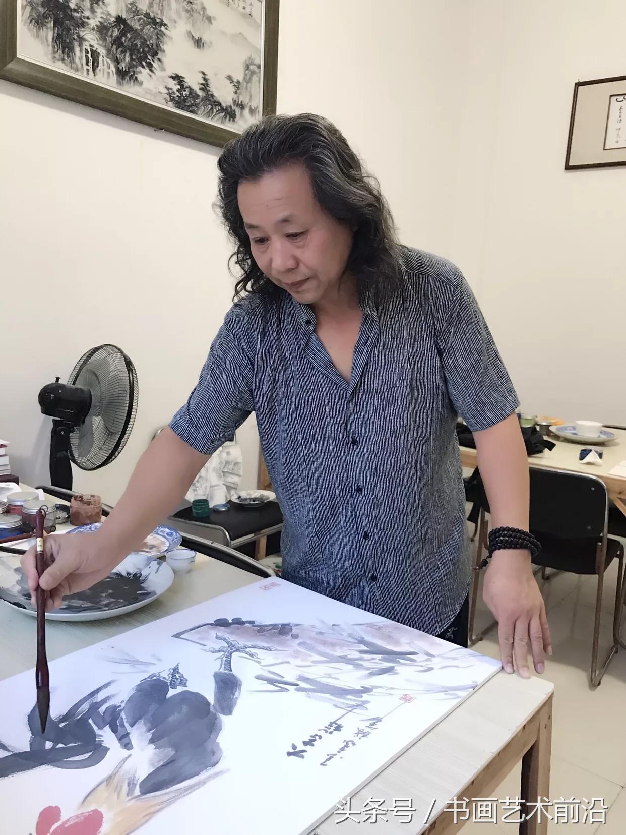 独具一格写意人物毛笔画,墨豪画鸡独具一格