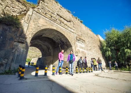 四川松潘古城雪后犹如童话世界,四姑娘山松潘古城