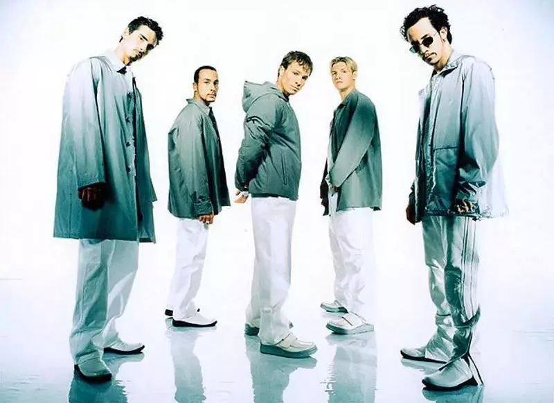 十首经典每一首都能感动世界,十首感动到哭的歌曲