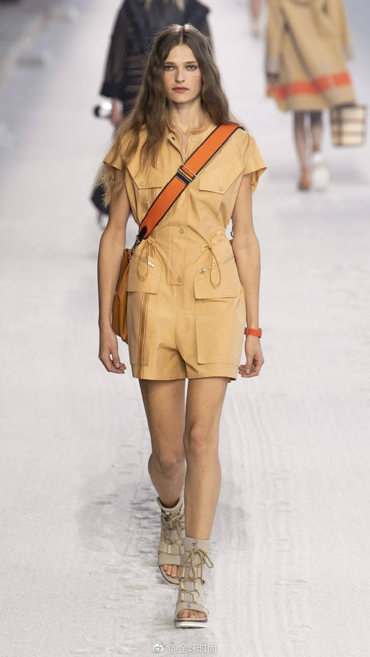 hermes2017秋冬高级成衣,hermes2019冬季橱窗