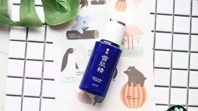 雪肌精护肤有依赖么,雪肌精酒精味很重对皮肤好吗