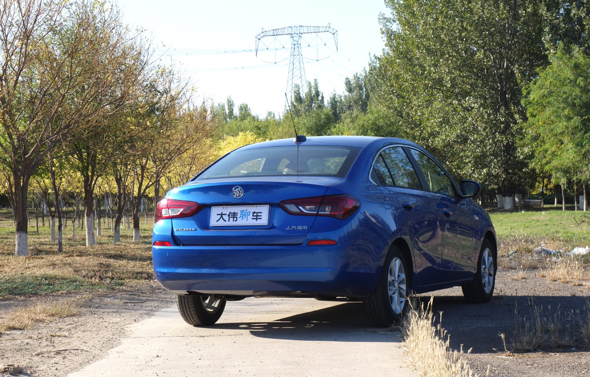 别克凯越最新款试驾,试驾别克凯越2011款视频