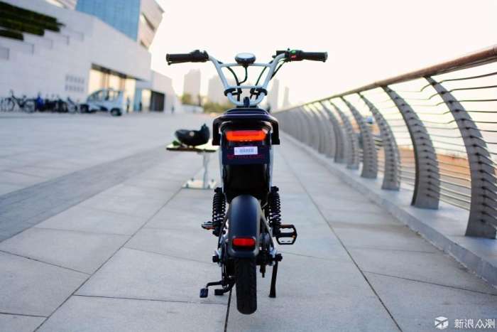 小牛电动车um测评,40kg的电动车