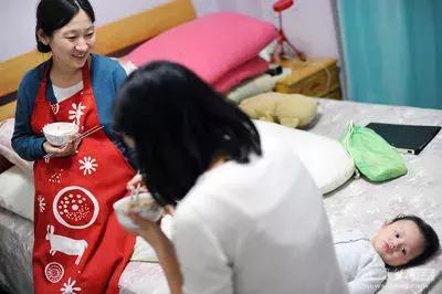 “妈妈，我同学说你好土”，这个妈妈的做法值得点赞