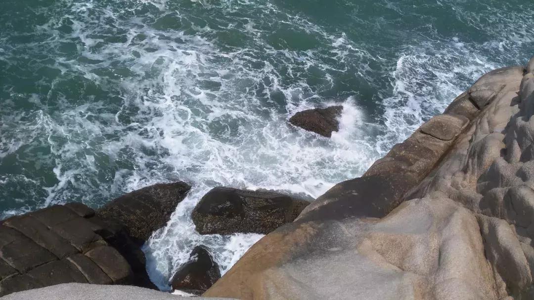 海南40年变化视频,海南30周年纪录片完整版