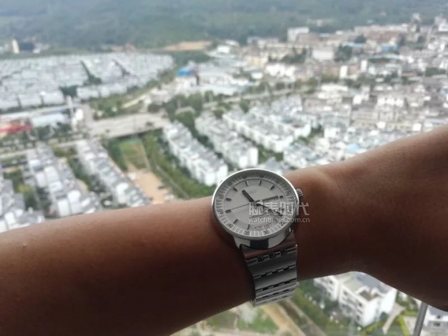 缃戝弸鏃呰缇庢櫙鐓х墖,鏃呮父鑵曡〃